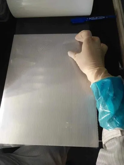 Customized Shape Gorilla 0.5/0.7/1/1.2/1.5/1.7/1.8/2mm Ultra Crystal Clear Extra Thin Low Iron Tempered Toughened Electronic Soda Lime Chemical Strengthen Glass 