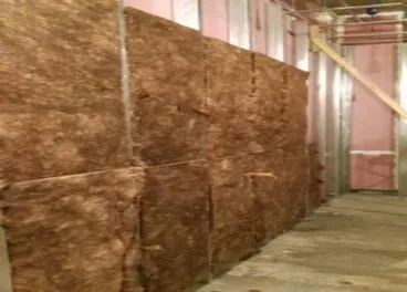Heat Insulation Fiber Glass Wool Building Material Fiberglass Soundproof Centrifugal Glass Wool Pipe Blanket Board Chocolate Glass Wool Felt Insulation Roll Pan 